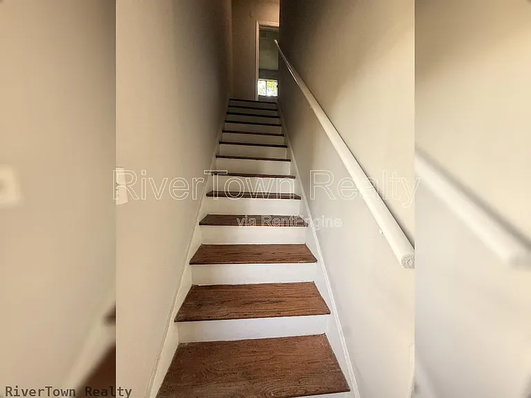 1778 Brown Ave — Photo 8