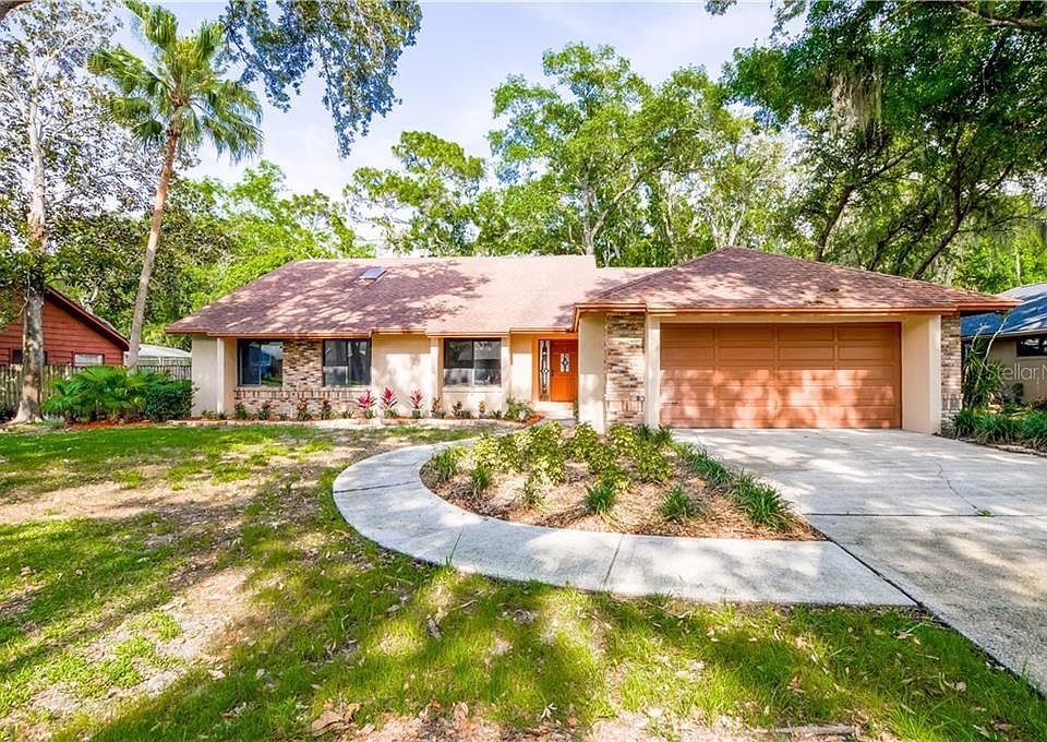1st image of 1017 Creeks Bend Dr