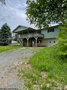 30 N Rosenberg Rd, Bruceton Mills, WV, 26525