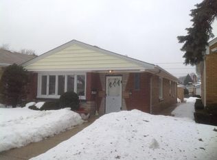 6910 W Argyle St, Chicago, IL 60656