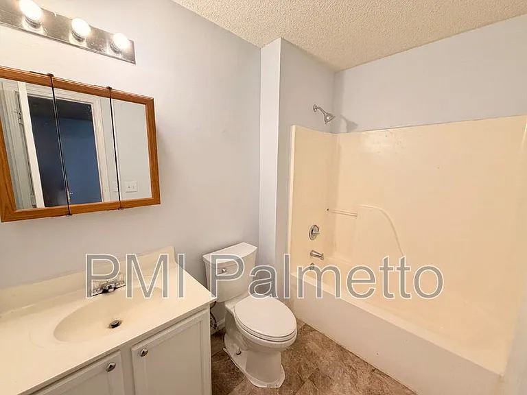119 Chatham Cir — Photo 13