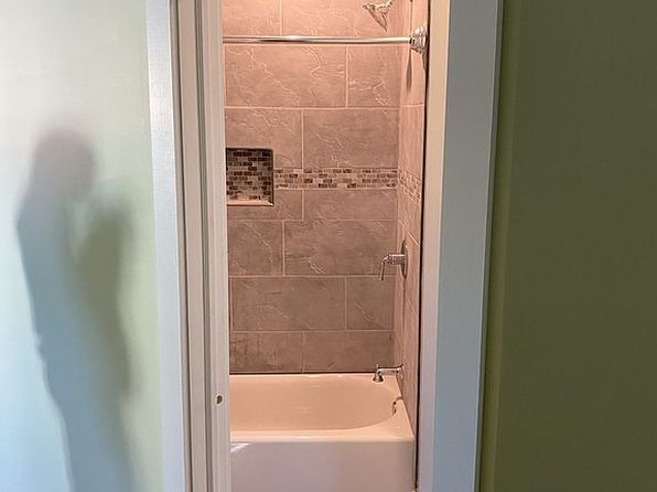325 Woodford St, Portland, ME 04103