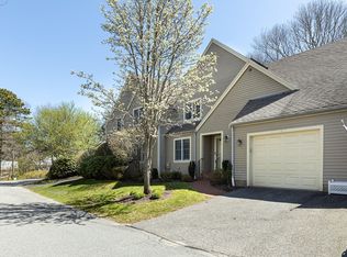 4 Bishops Park #4, Mashpee, MA 02649