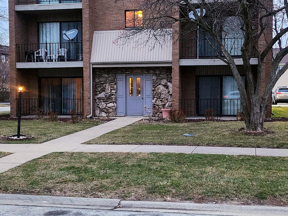 1st image of 2600 E Goodrich Ave APT 6