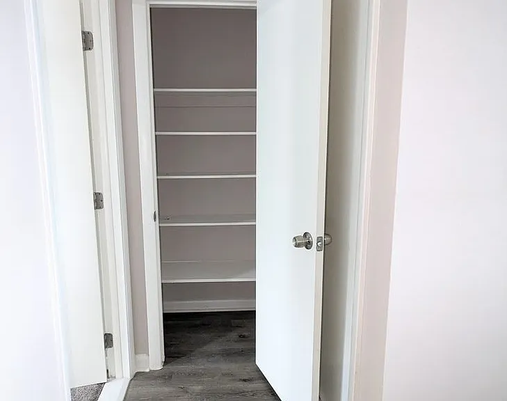 28 Wesley St — Photo 16