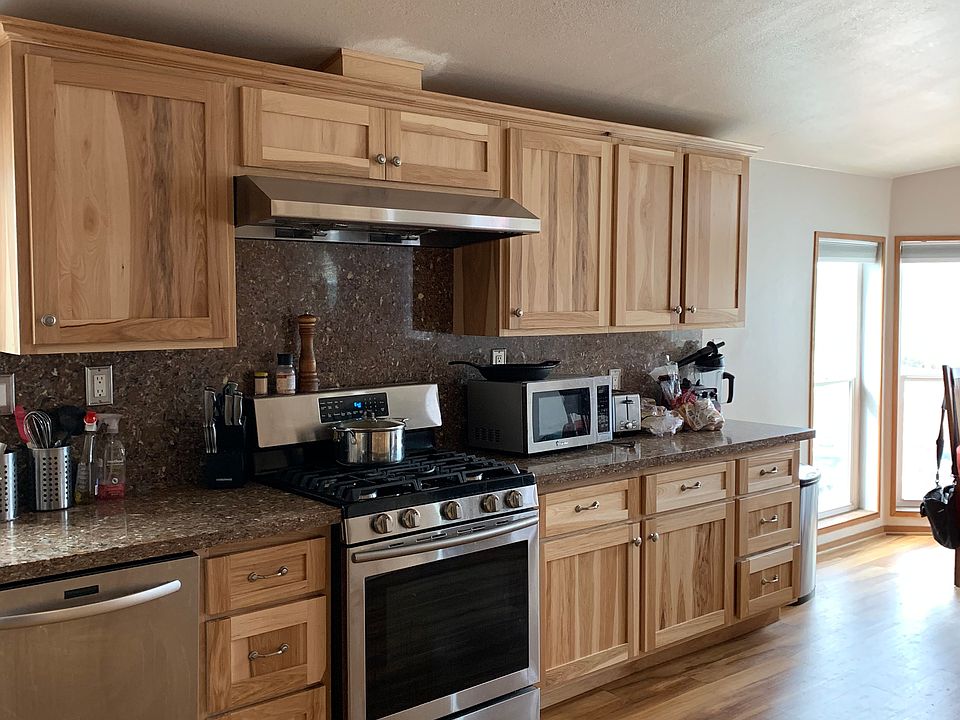 1st image of 42072 Rolling Hills Dr