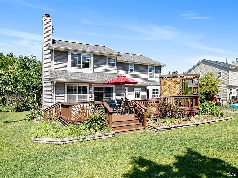 972 S Parkwood Dr — Photo 4