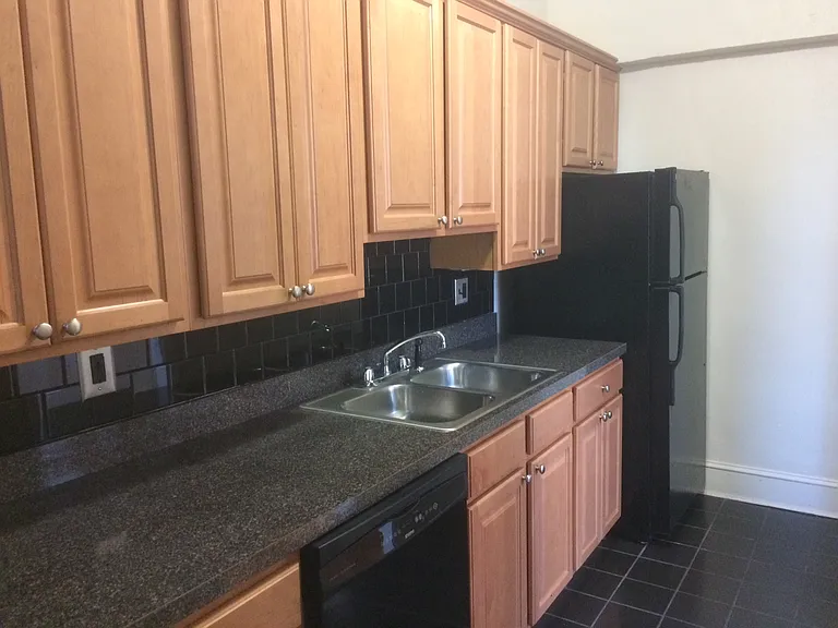 Ambassador Apartments — Photo 13