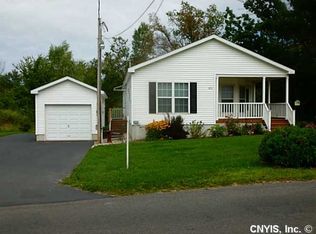 854 Middle Rd, Oswego, NY 13126