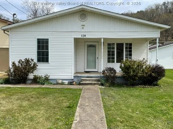 128/136 Jefferson St, Red House, WV 25168