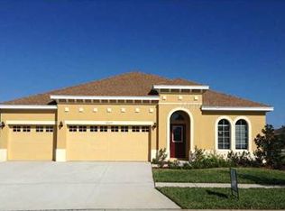 32619 Summerglade Dr, Zephyrhills, FL 33545