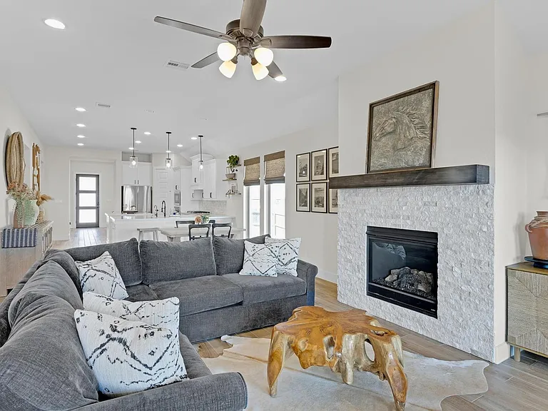 378 Carpenter Hill Dr — Photo 20