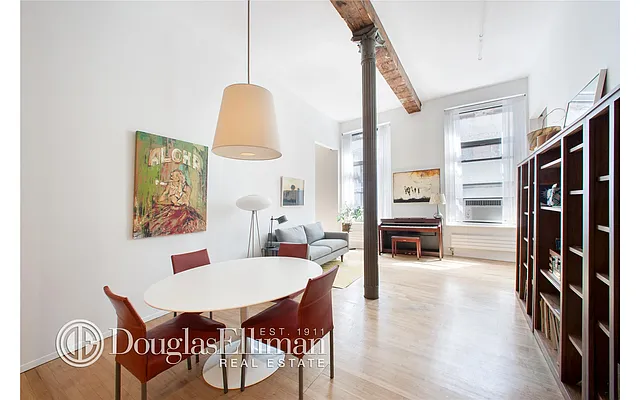 Sold by Douglas Elliman | media 14