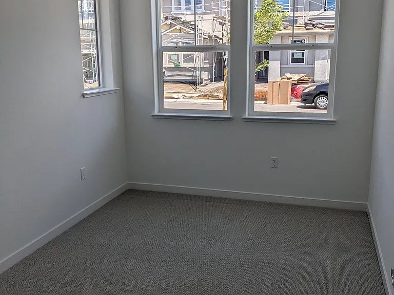350 E Beatrice Ave — Photo 9