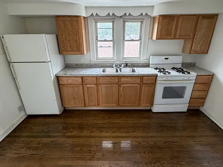 2890 Dekalb St #2 — Photo 4