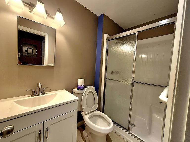 540 NW 43rd St — Photo 11