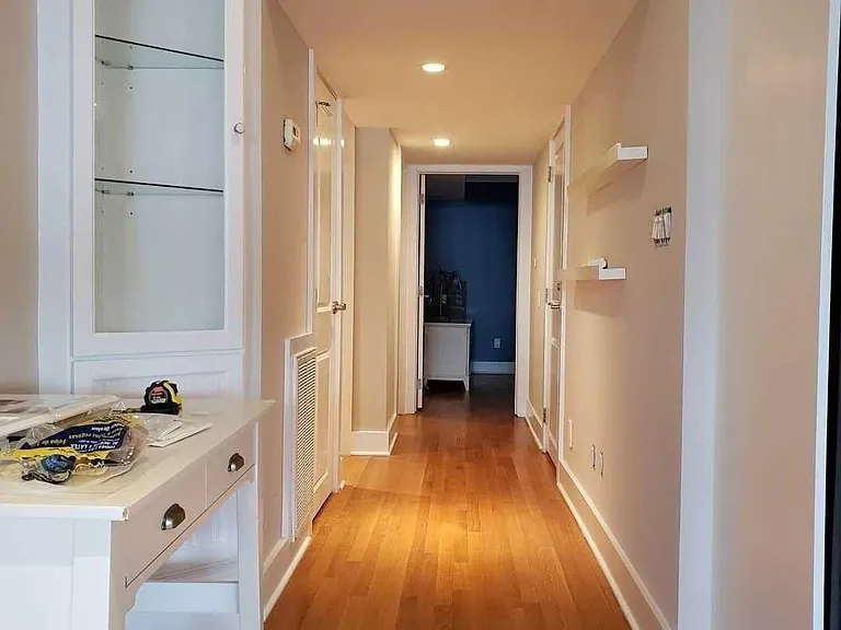 24 Buffalo Ave #2 — Photo 4
