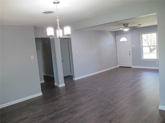 4th image of 1714 Linden Dr