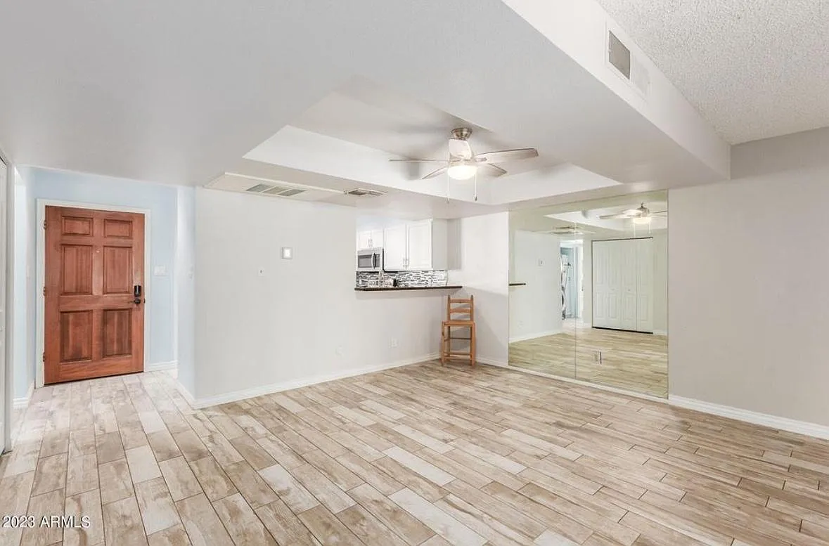9355 N 91st St — Photo 3