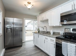 27 Ansara St, Springfield, MA 01104