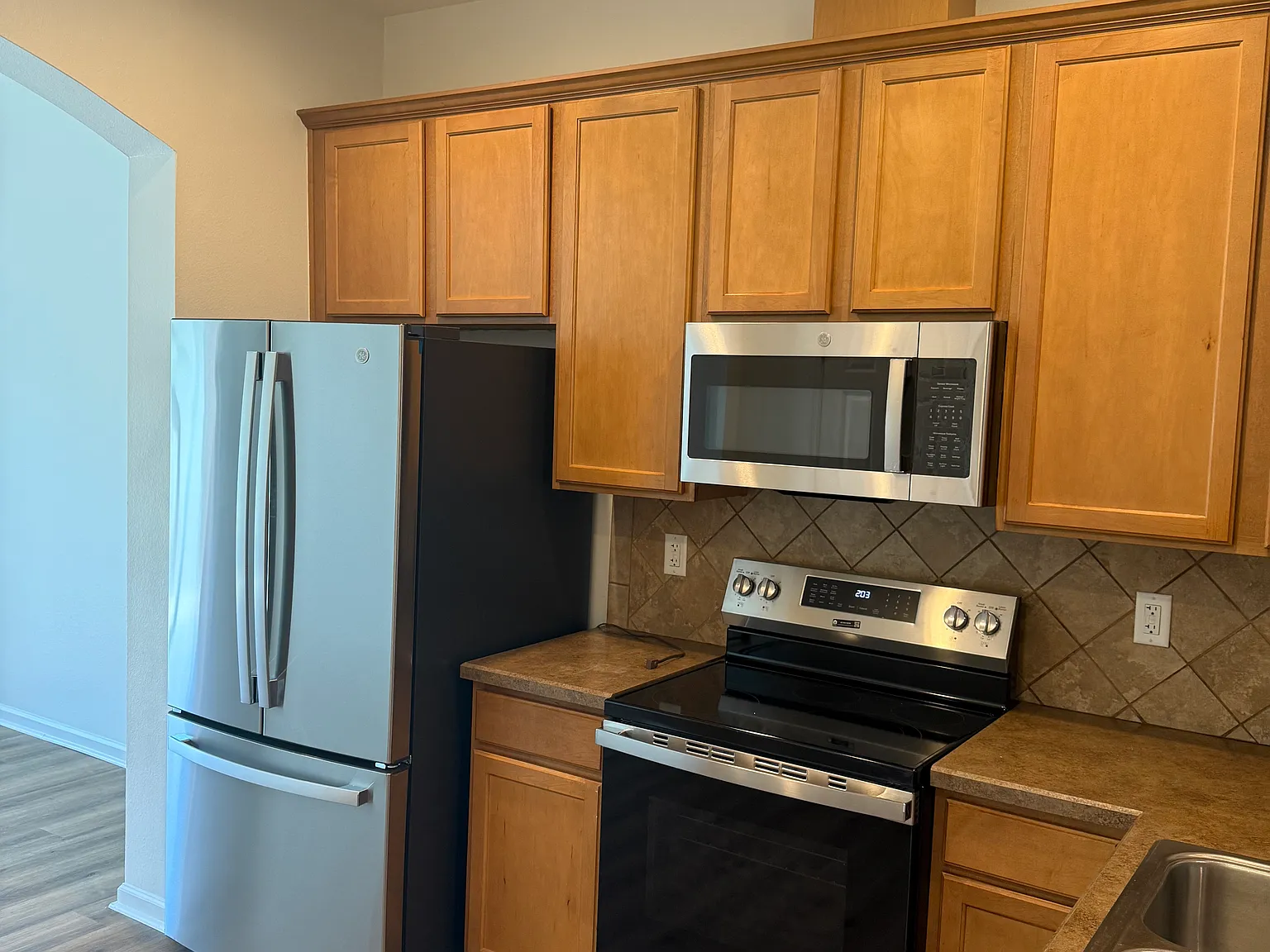 2 bed, 1360 sqft, $1,700 — Photo 4
