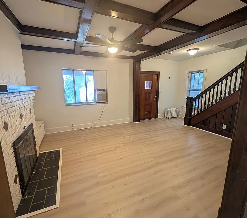 107 Merritt Ave