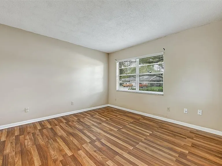 2833 Orange Tree Cir N #C — Photo 26