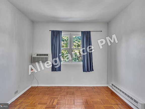 4th image of 3316 Valley Dr