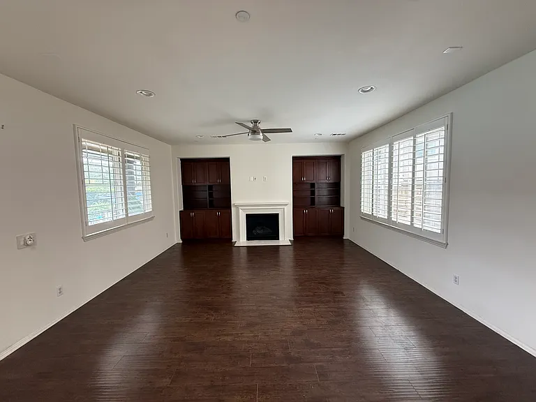 181 Martindale Way — Photo 23