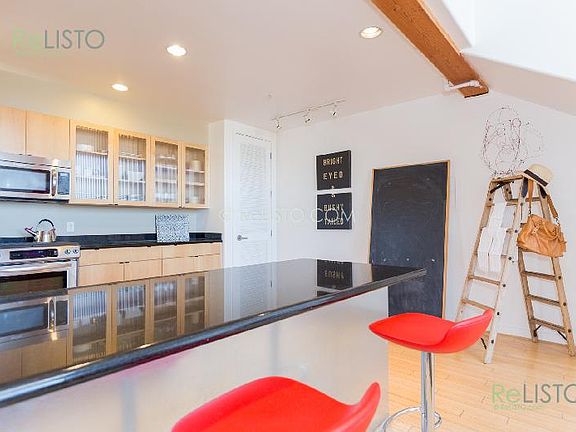 3rd image of 301 Rhode Island St #B15
