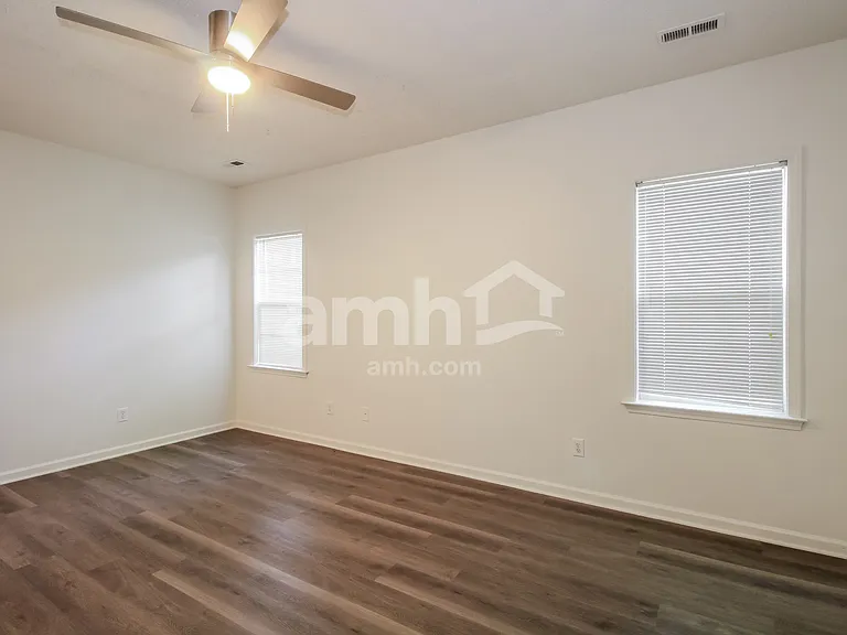 117 Delham Ct — Photo 10
