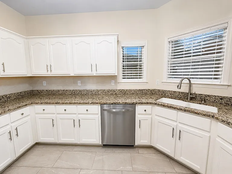 3707 Stonetrace Cir — Photo 9
