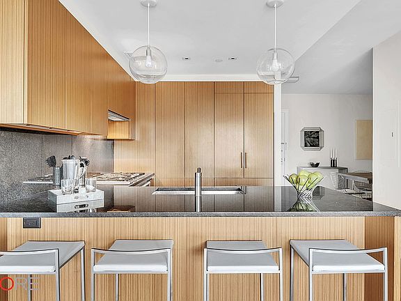 4th image of 1280 5th Ave APT 5B
