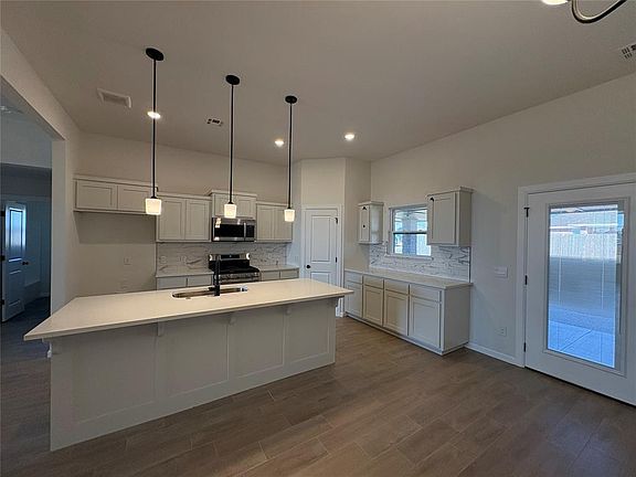 6th image of this home