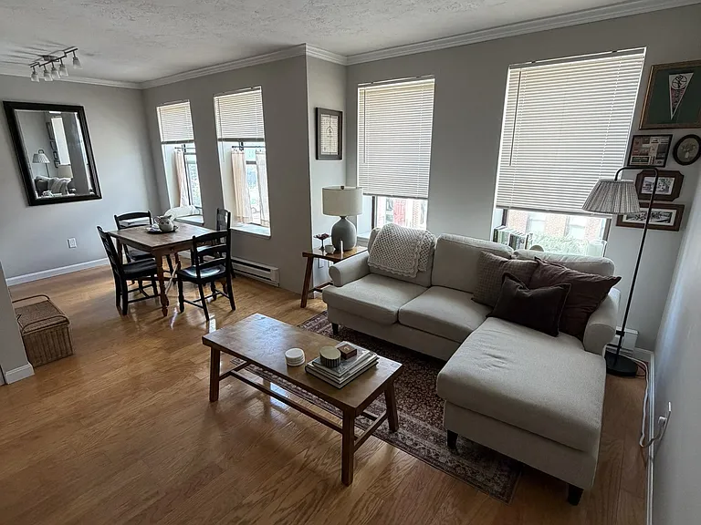 3 Cypress Rd #304 — Photo 2