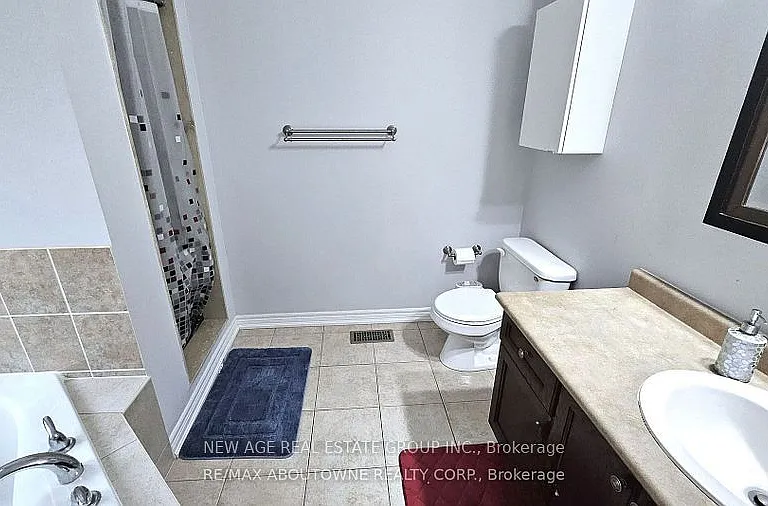 42 Ozner Cres — Photo 27