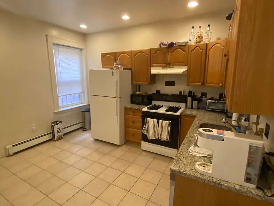 45 Orkney Rd #1