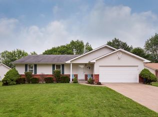 1711 Deergrass Dr, Saint Charles, MO