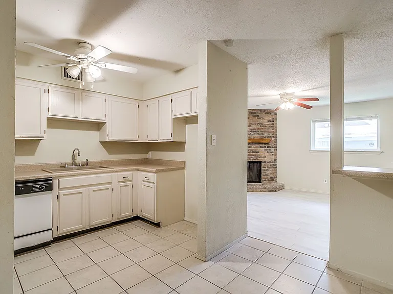 127 Allencrest Dr — Photo 12