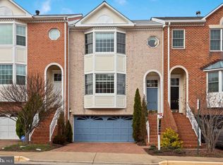 8175 Madrillon Ct, Vienna, VA 22182