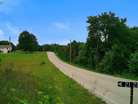 2nd image of 2120 Four Mile Rd