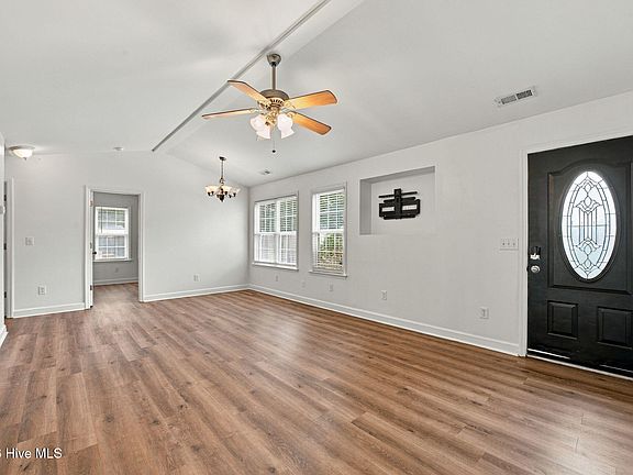 5th image of 134 Luke Court