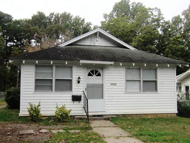 1st image of 1522 Lovett St
