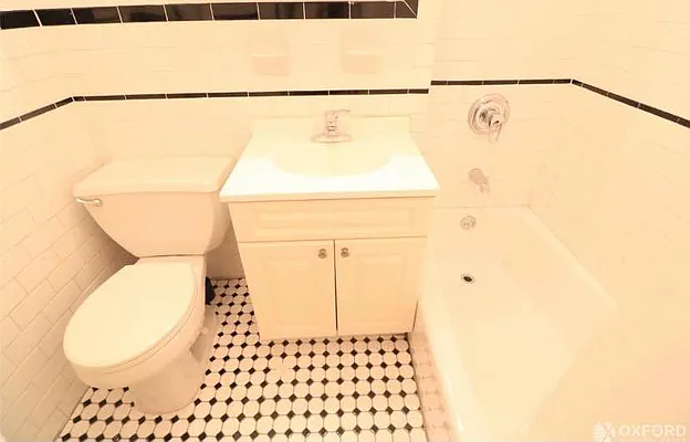 Rented by Oxford Property Group | media 17