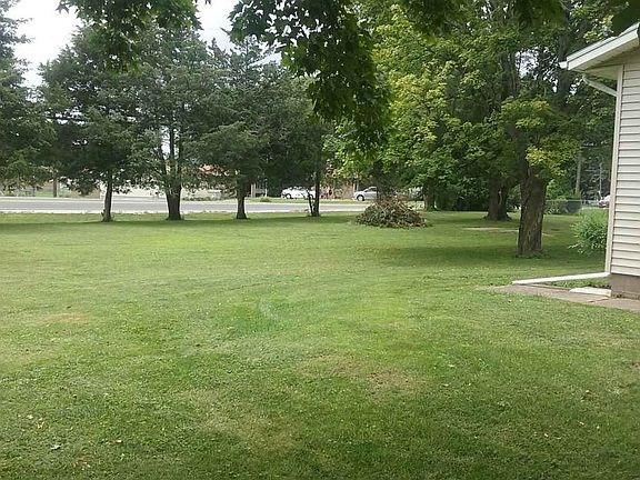 3rd image of 1052 Melodie Ln