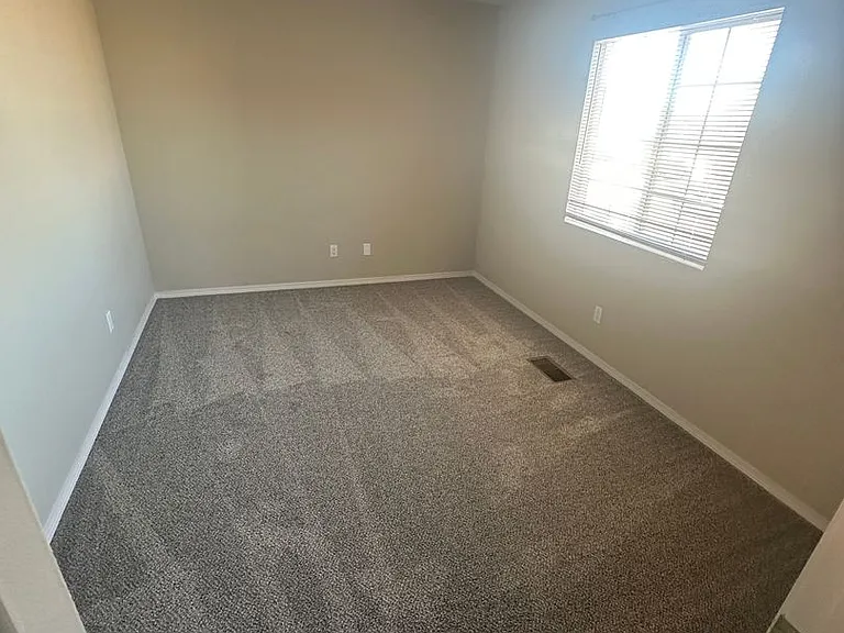 1817 San Pedro Rd NE — Photo 12