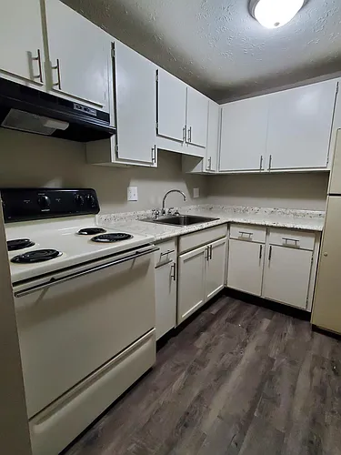 Sycamore Apartments Photo 1