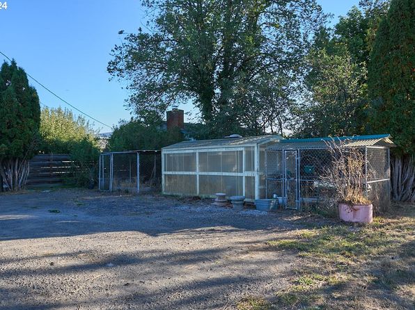 303 SW 2nd St, Enterprise, OR 97828