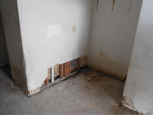 rapid-city-south-dakota-443051561 picture