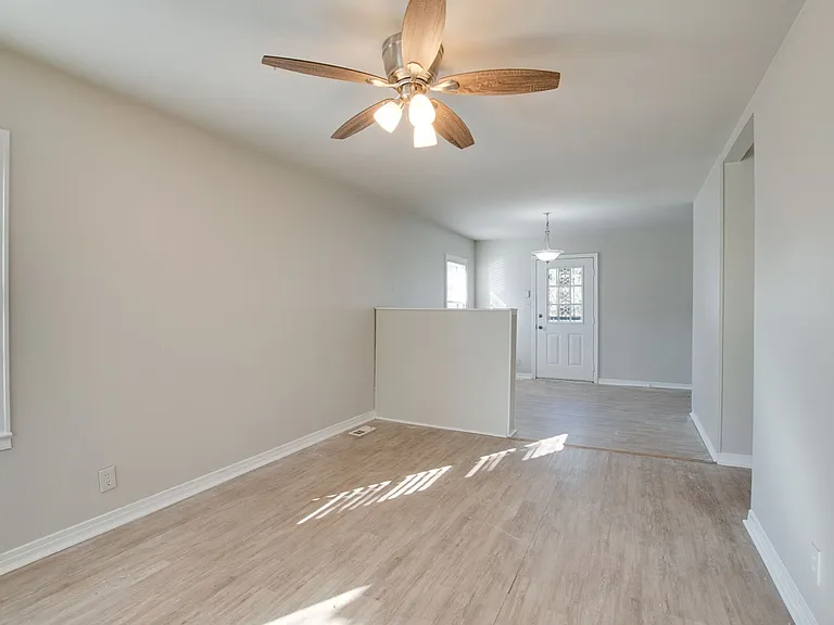 1715 Chester St NW — Photo 8